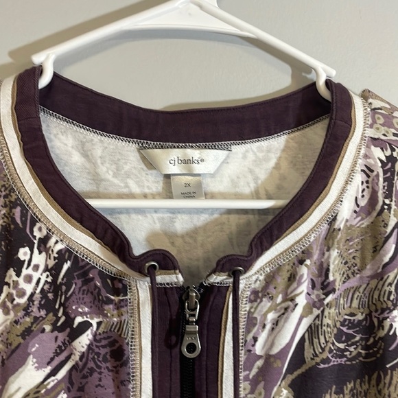 CJ Banks 2X - light weight zipper front long sleeve top, Patterned in mauves - Picture 5 of 7